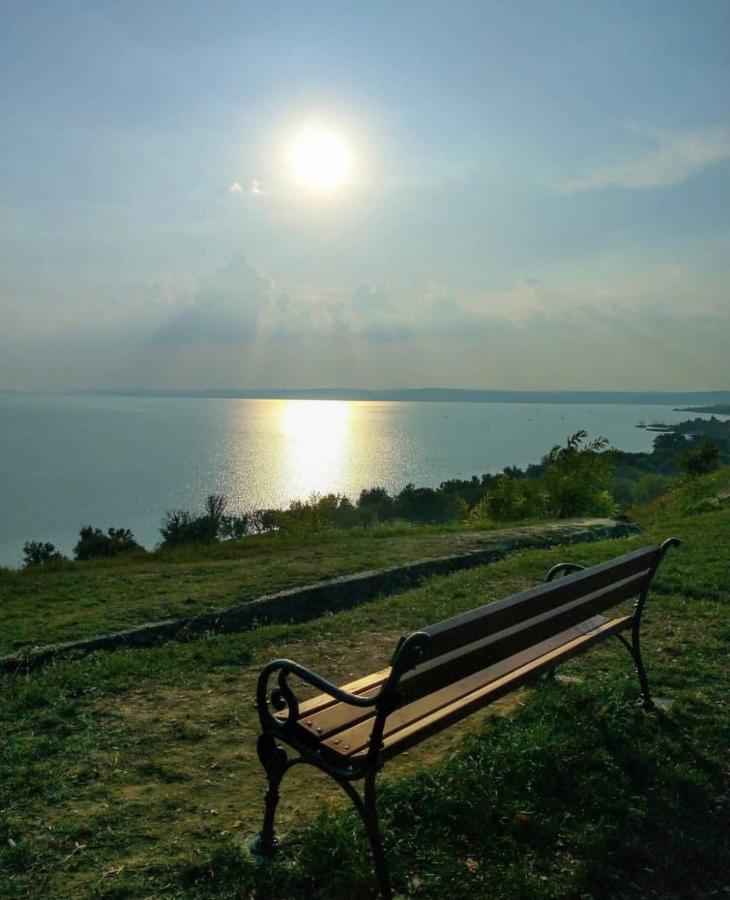 The Blue Cottage Akarattya Balatonkenese Exterior foto